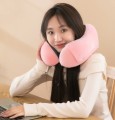Poduszka podróżna rogal różowa miękka pianka memory foam